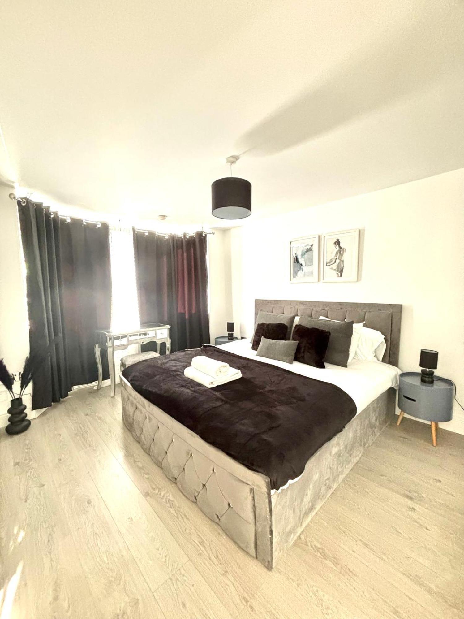 Апартаменты Cosy Modern Flat With Garden Бирмингем Экстерьер фото